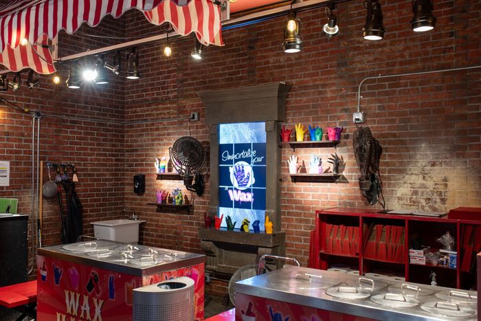 WaxHands at Madame Tussauds